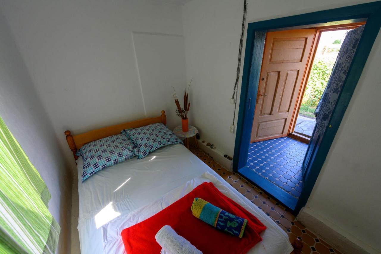 Danube Delta Hostel Homestay & Camping 술리나 외부 사진
